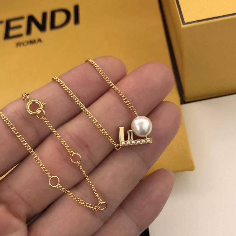 Fendi necklace 09yxq01